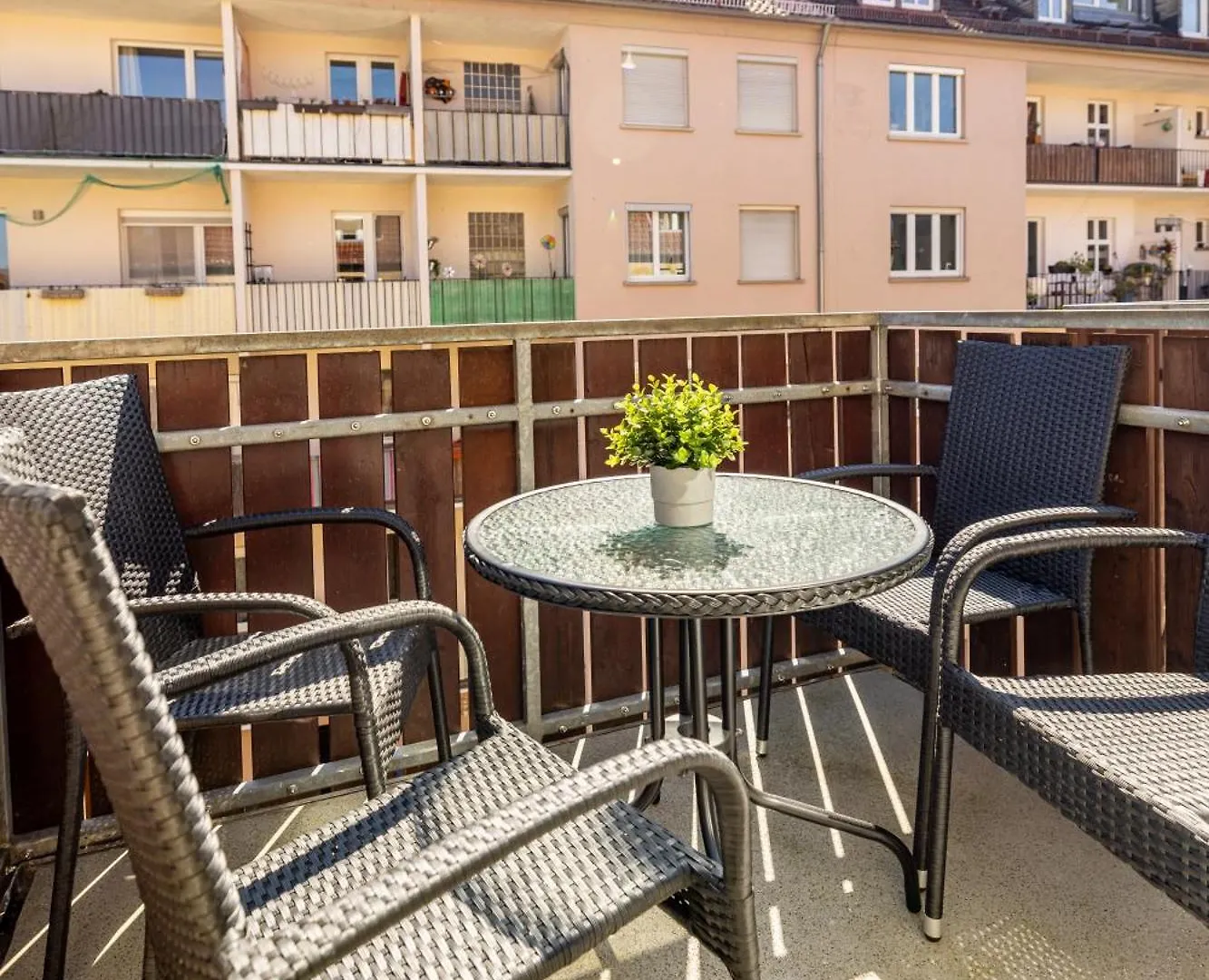 Appartement Zentral Wohnen Mit Stellplatz Und Balkon - Nahe Main Und Innenstadt Würzburg