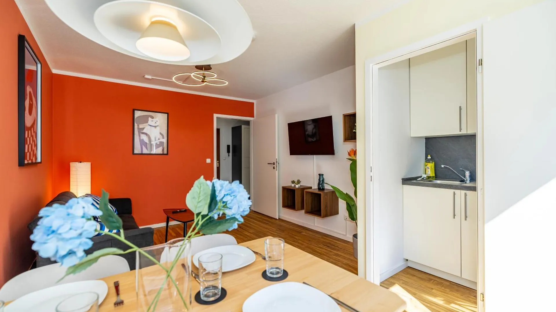 Appartement Zentral Wohnen Mit Stellplatz Und Balkon - Nahe Main Und Innenstadt Würzburg Duitsland